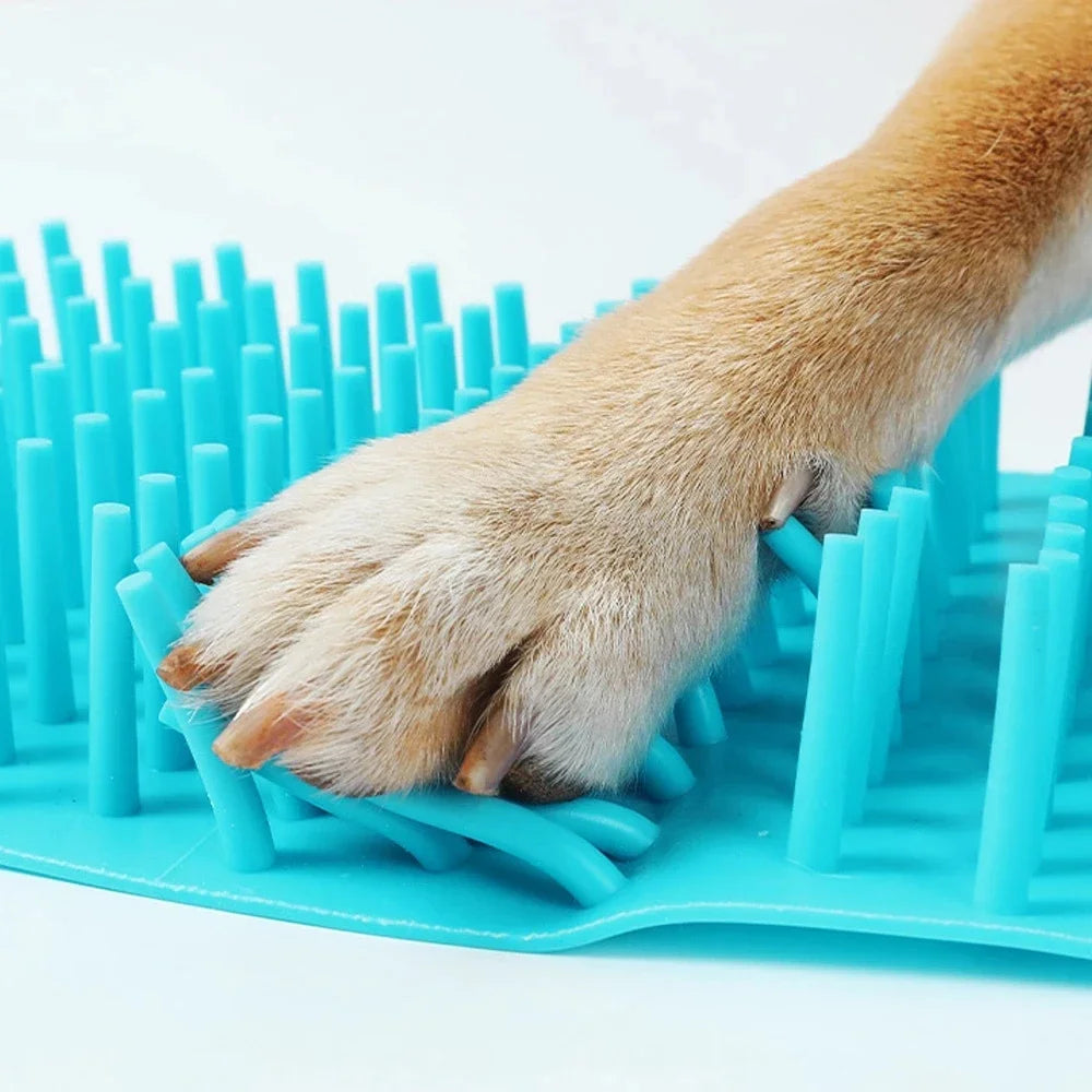 🐾 Portable Pet Paw Cleaner – Soft Silicone Paw Washer